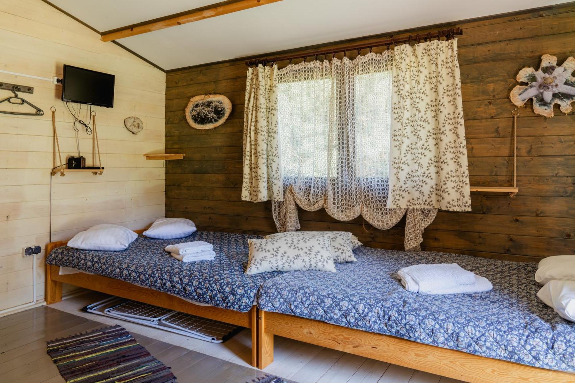 Villa Osrodek Wypoczynkowy Mamczur Pizuny Lukawica Exterior foto